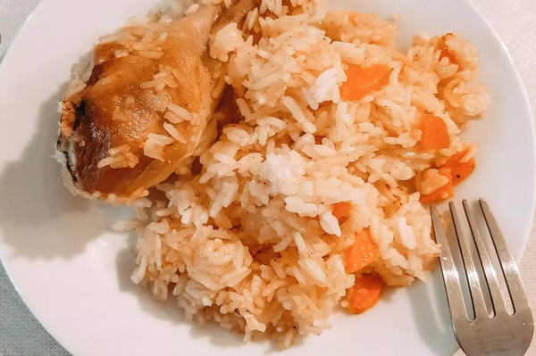 рецепт риса с курицей на сковороде